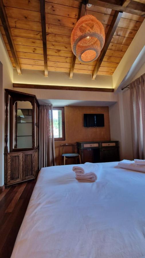 Hotel Bujtina Behram Korce Exteriér fotografie